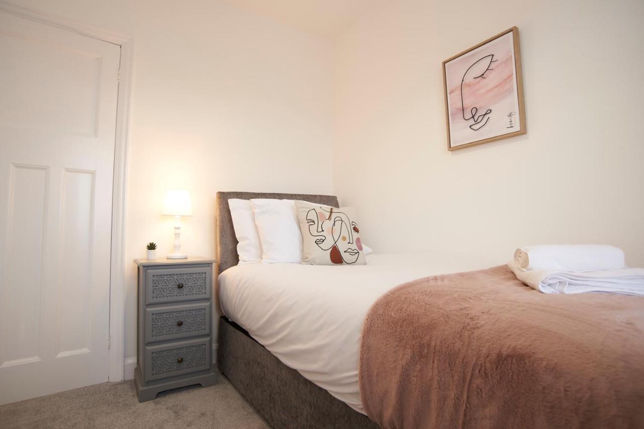 Doctors Lane Stylish 3 Bedroom Family House With Parking Melton Mowbray Exterior foto